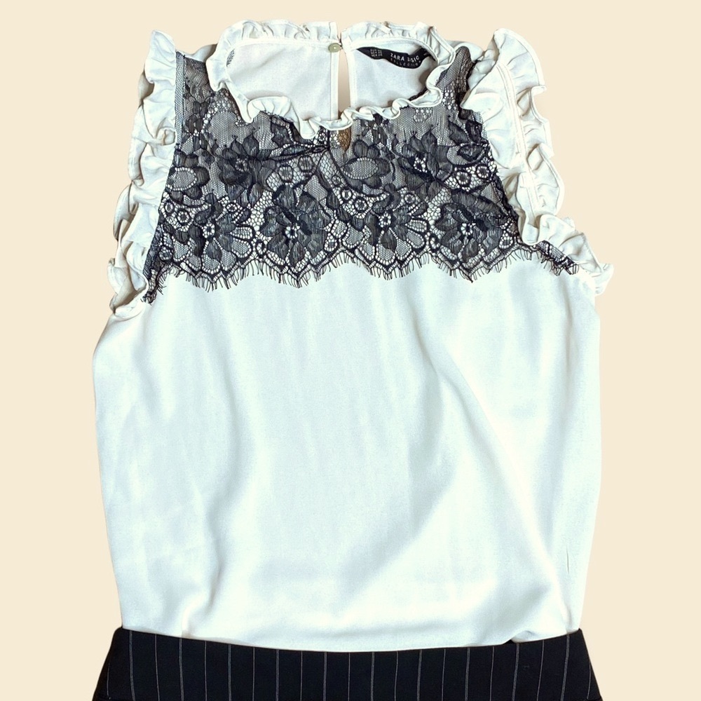 Zara Basic Women’s Cream Ruffle Edge Lace Neck Sleeveless Roundneck Blouse XS